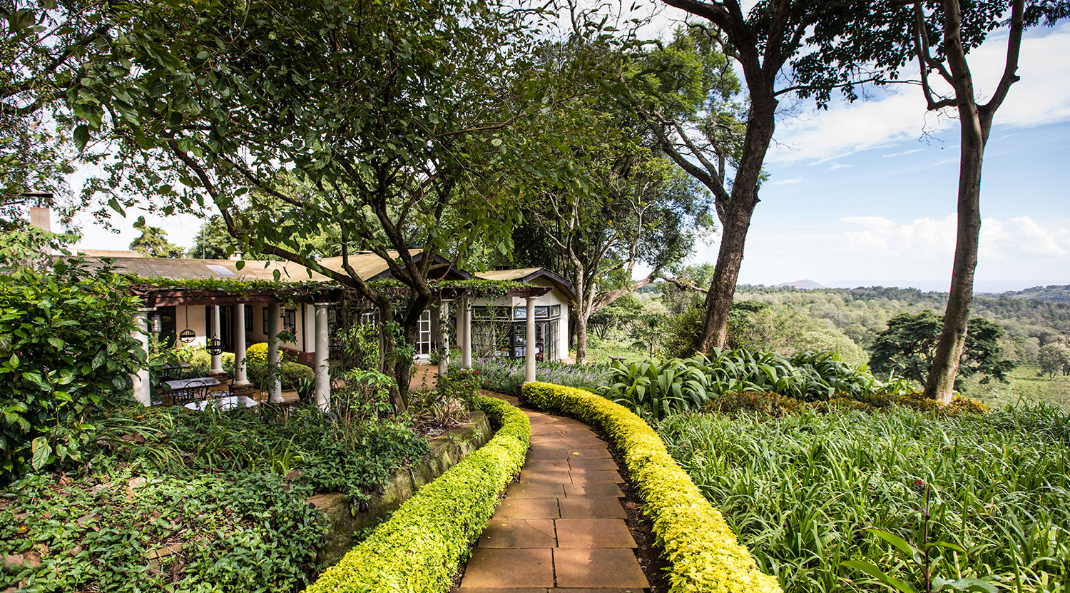 https://www.gibbsfarm.com//srv/htdocs/wp-content/uploads/Gibbs-Farm-restaurant-path-1.jpg